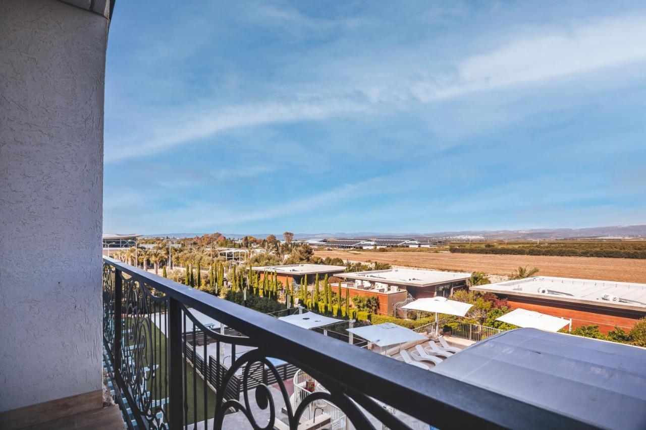 Rimonim Aquaduct Hotel Regba Экстерьер фото