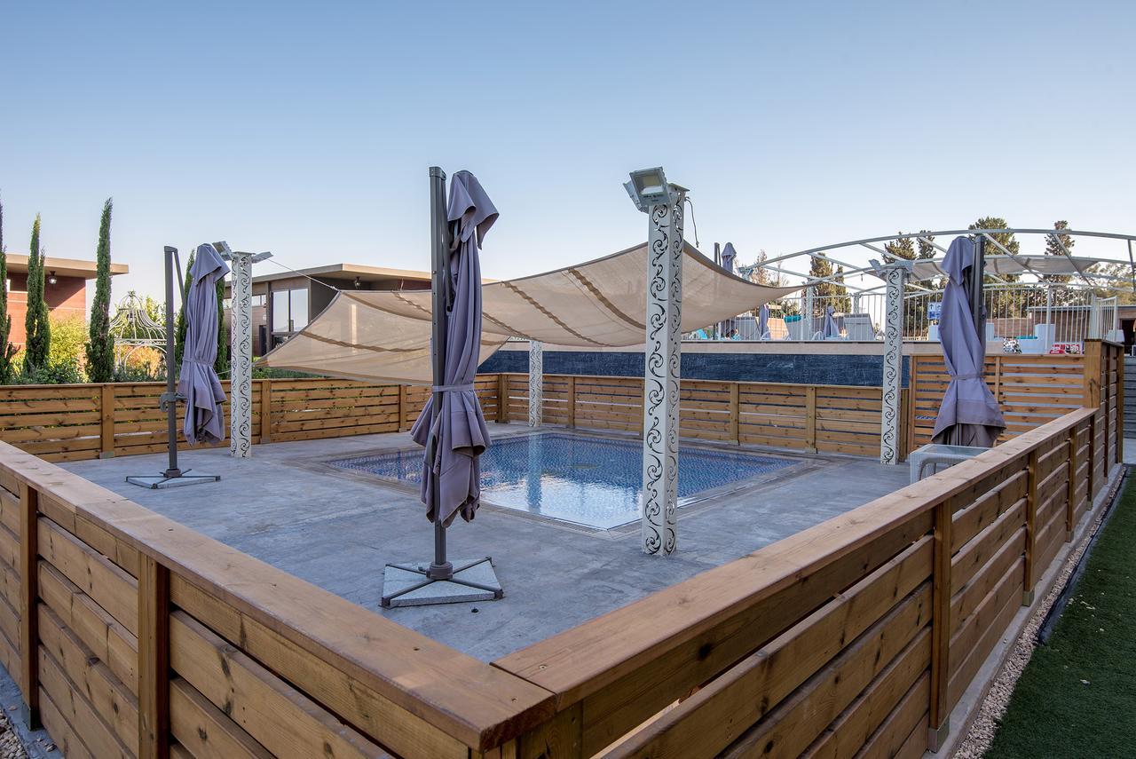Rimonim Aquaduct Hotel Regba Экстерьер фото