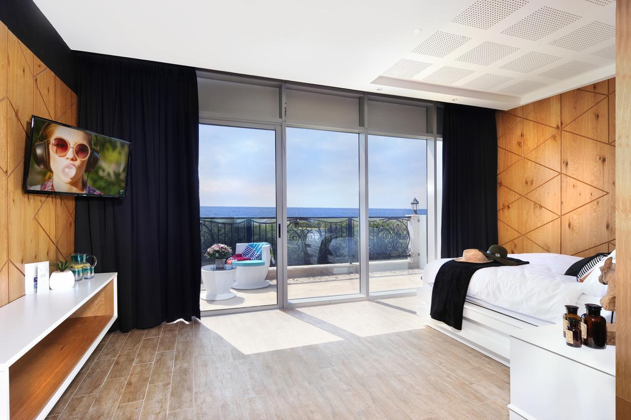 Rimonim Aquaduct Hotel Regba Экстерьер фото